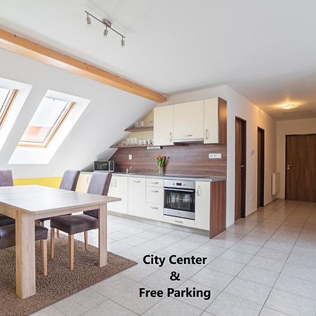 Saeli Apartments Mikulov Luaran gambar