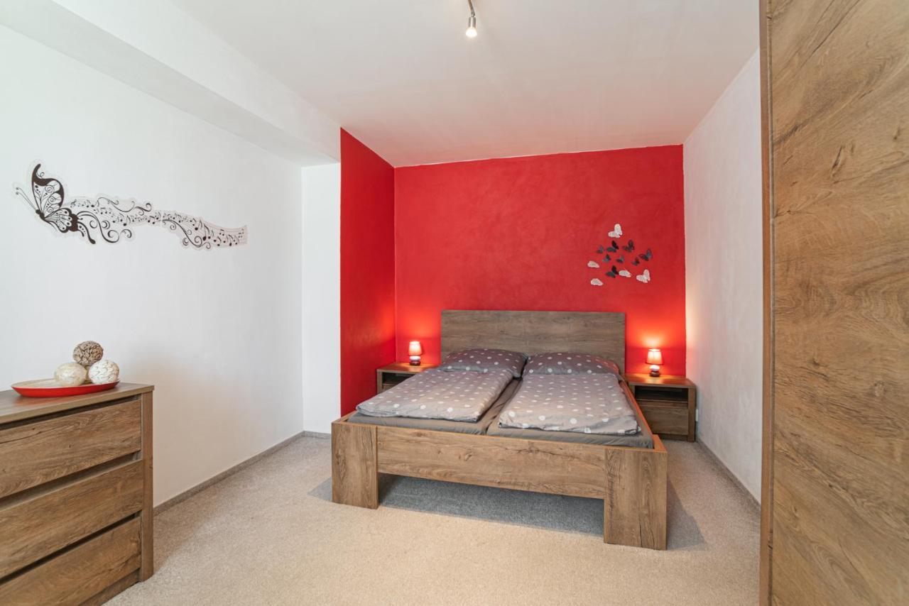 Saeli Apartments Mikulov Luaran gambar